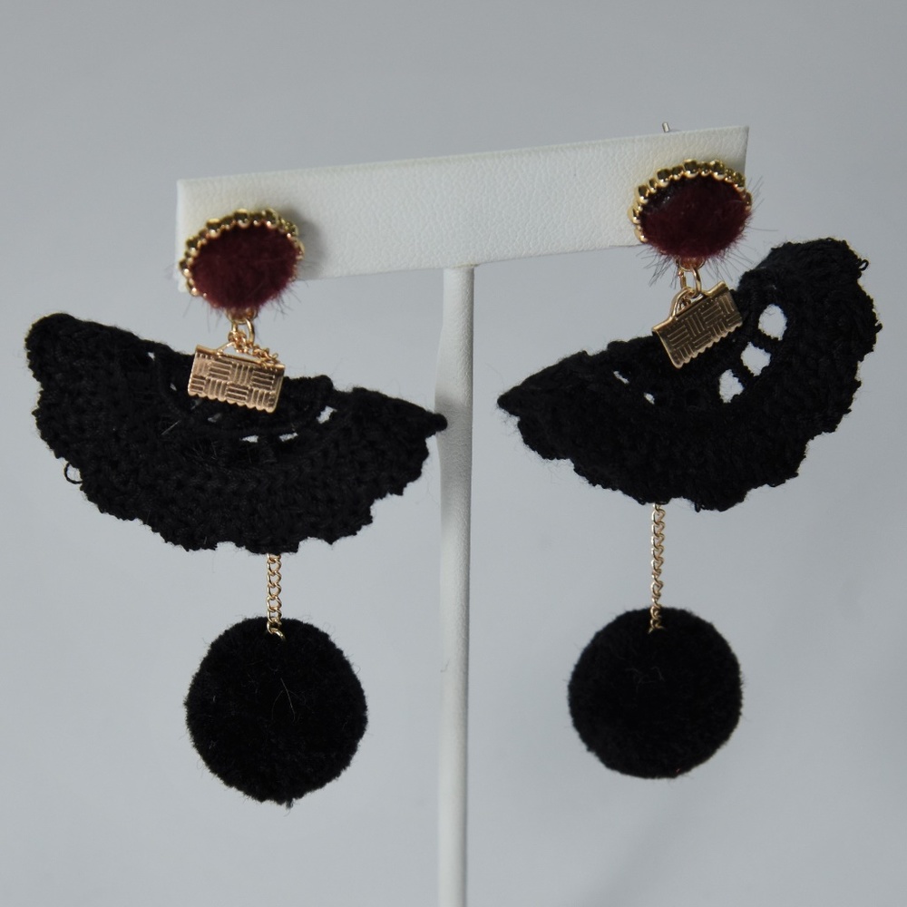 Knitted earrings with pom pom, black , gold